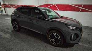 Peugeot 2008 Allure PureTech 1.2 MT — foto 2