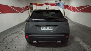 Peugeot 2008 Allure PureTech 1.2 MT — foto 4